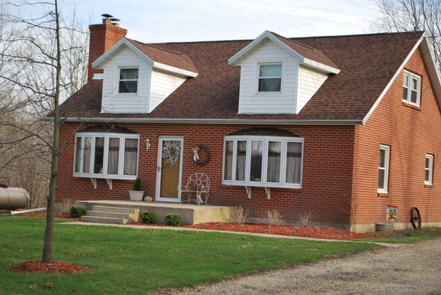 4255 E Flagg Rd, Ashton, IL 61006 photo 1