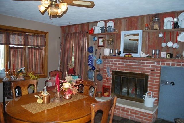 4255 E Flagg Rd, Ashton, IL 61006 photo 8