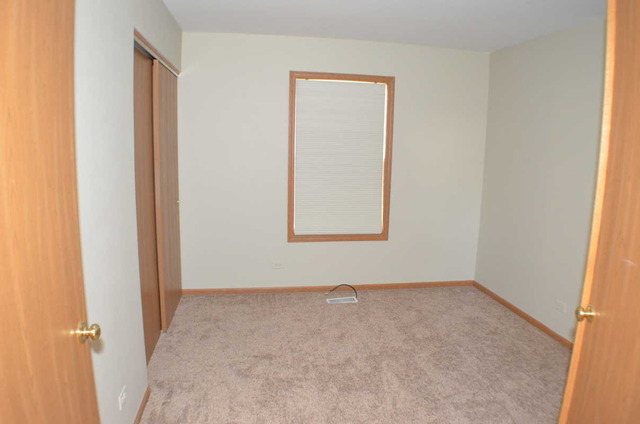 2441 Fox Dr, Aurora, IL 60506 photo 5