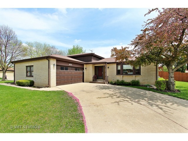 455 Ardmore Rd, Des Plaines, IL 60016 photo 1
