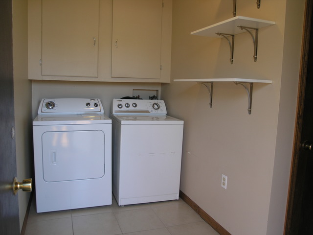 1375 E North St, Bradley, IL 60915 photo 8