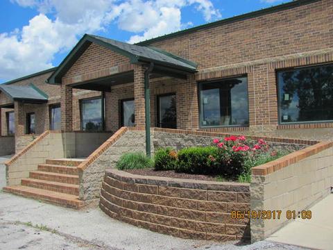 425 E Route 6, Morris, IL 60450 photo 1