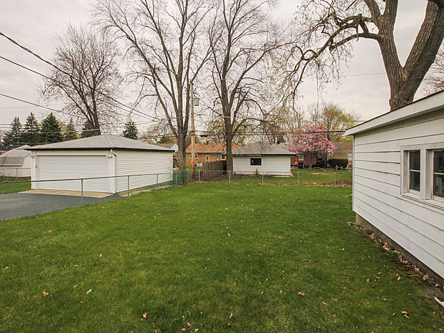 1241 N Hillside Ave, Berkeley, IL 60163 photo 19