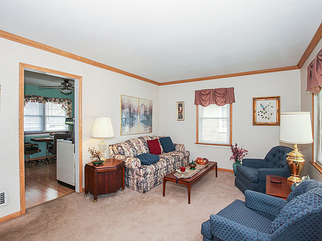 1241 N Hillside Ave, Berkeley, IL 60163 photo 4