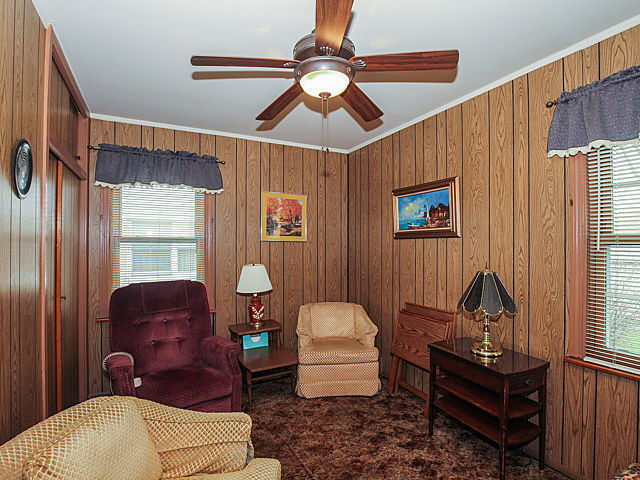 1241 N Hillside Ave, Berkeley, IL 60163 photo 12