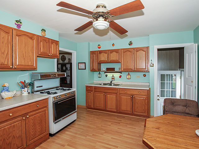 1241 N Hillside Ave, Berkeley, IL 60163 photo 5