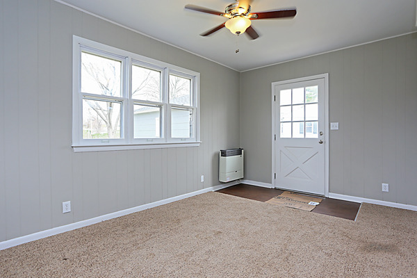 703 E Lee St, Plano, IL 60545 photo 16