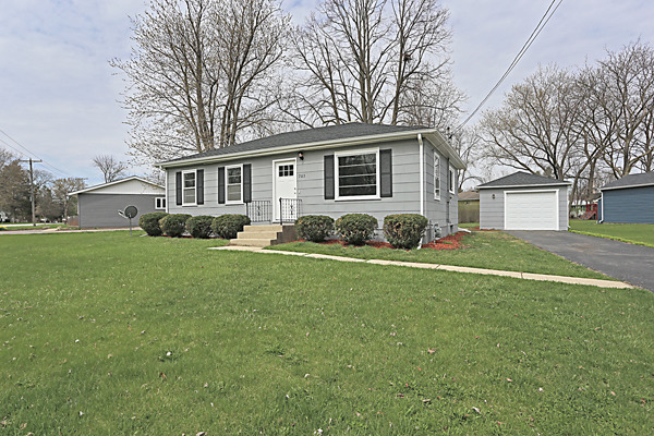 703 E Lee St, Plano, IL 60545 photo 22