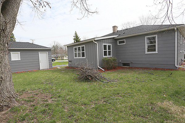 703 E Lee St, Plano, IL 60545 photo 21