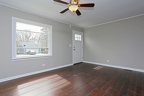 703 E Lee St, Plano, IL 60545 photo 3