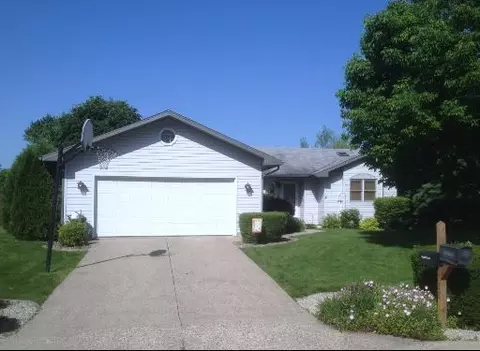 2728 Becker Dr, Peru, IL 61354 photo 1