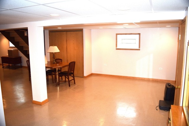 5259 S Mobile Ave, Chicago, IL 60638 photo 15