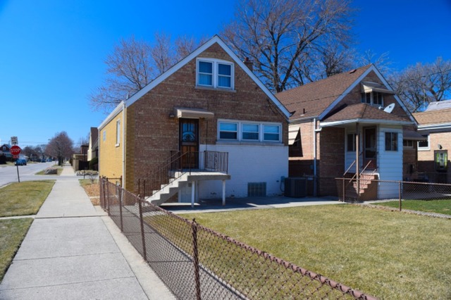 5259 S Mobile Ave, Chicago, IL 60638 photo 4