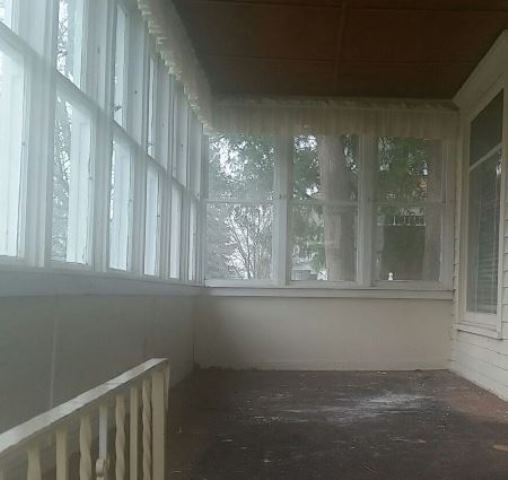 323 Jackson St, Genoa, IL 60135 photo 4