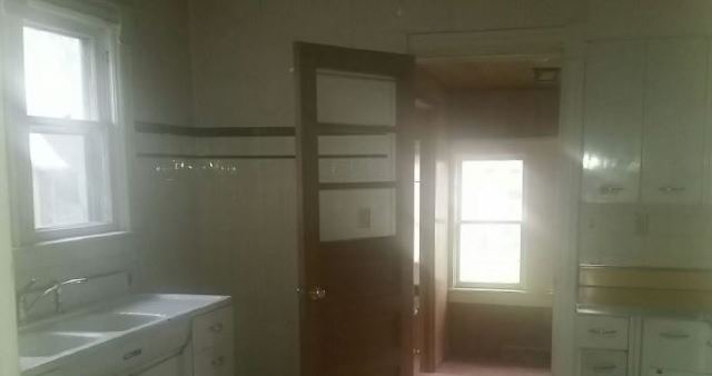 323 Jackson St, Genoa, IL 60135 photo 8