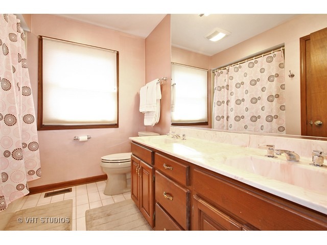 1022 Bette Ln, Glenview, IL 60025 photo 11