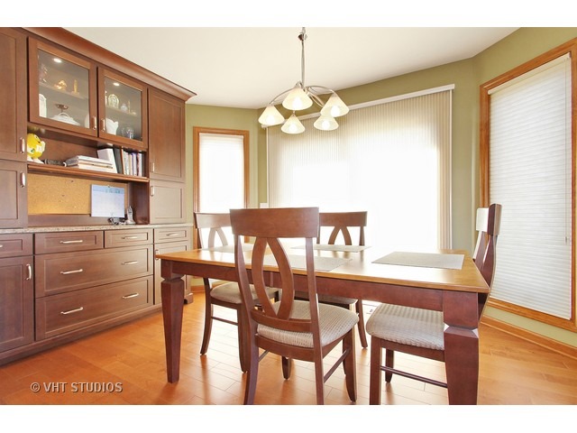 1022 Bette Ln, Glenview, IL 60025 photo 6