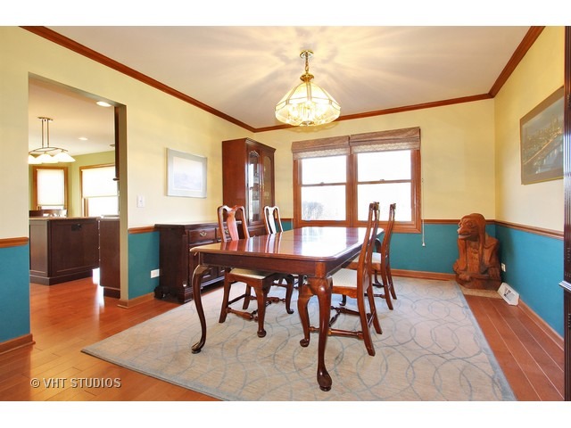 1022 Bette Ln, Glenview, IL 60025 photo 4