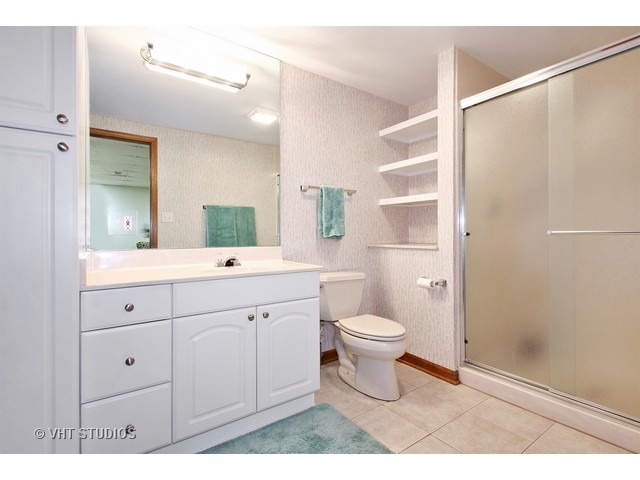 1022 Bette Ln, Glenview, IL 60025 photo 13
