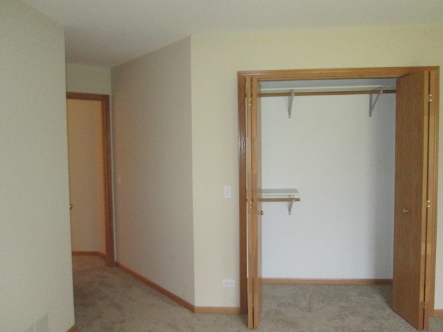 11312 E Riviera Dr, Spring Grove, IL 60081 photo 7