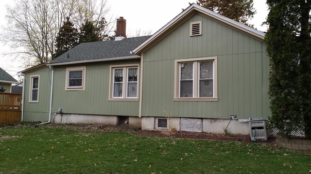 687 Forest Ave, Elgin, IL 60120 photo 10