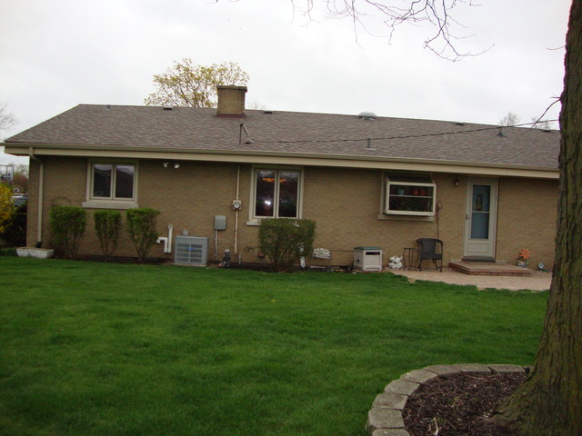408 E Bevan Dr, Joliet, IL 60435 photo 17