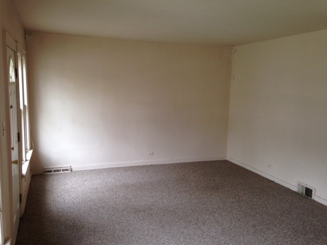 1507 White St, Des Plaines, IL 60018 photo 2