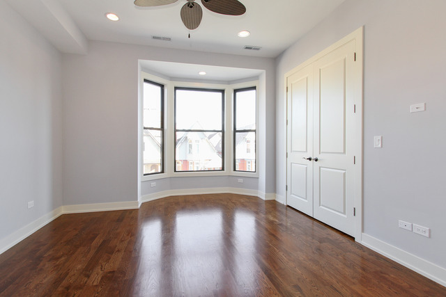 4136 S Berkeley Ave, Chicago, IL 60653 photo 11