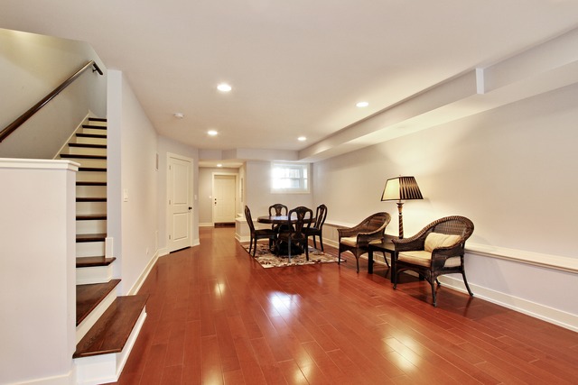 4136 S Berkeley Ave, Chicago, IL 60653 photo 4