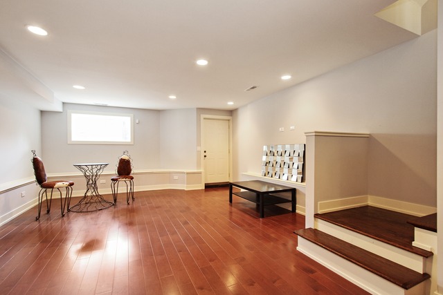 4136 S Berkeley Ave, Chicago, IL 60653 photo 3