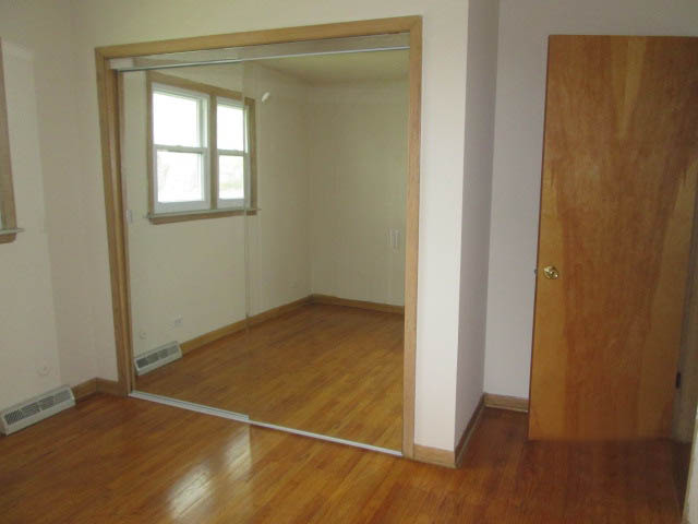 220 Dover Dr, Des Plaines, IL 60018 photo 18