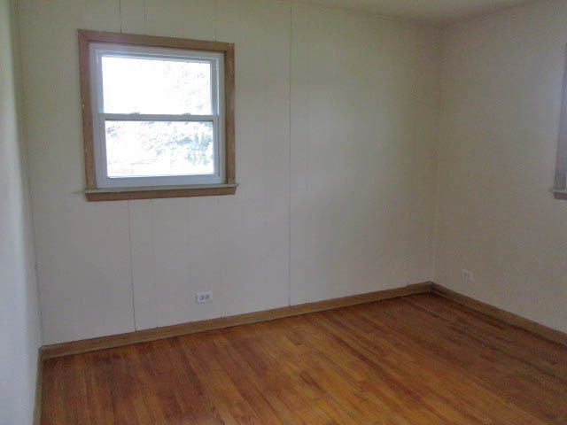 220 Dover Dr, Des Plaines, IL 60018 photo 17
