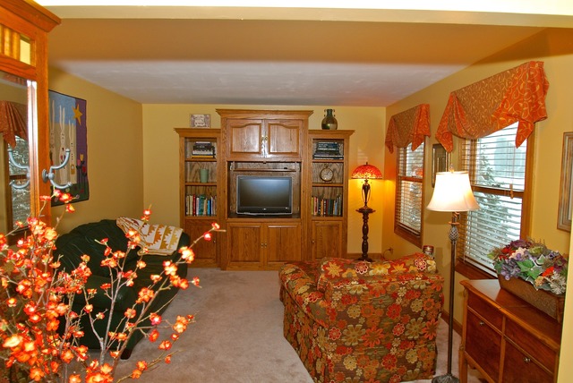 788 Heather Ln, Bartlett, IL 60103 photo 3