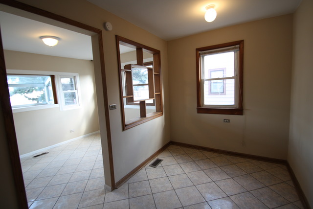 4247 Ruby St, Schiller Park, IL 60176 photo 4