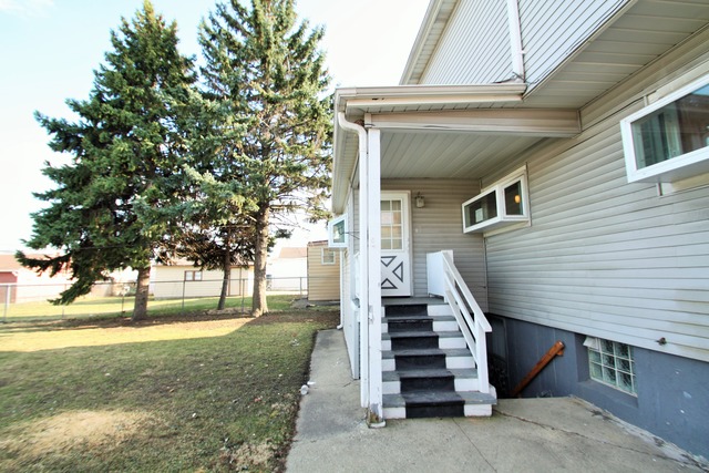 4247 Ruby St, Schiller Park, IL 60176 photo 23