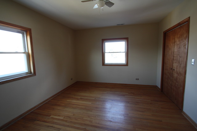 4247 Ruby St, Schiller Park, IL 60176 photo 13