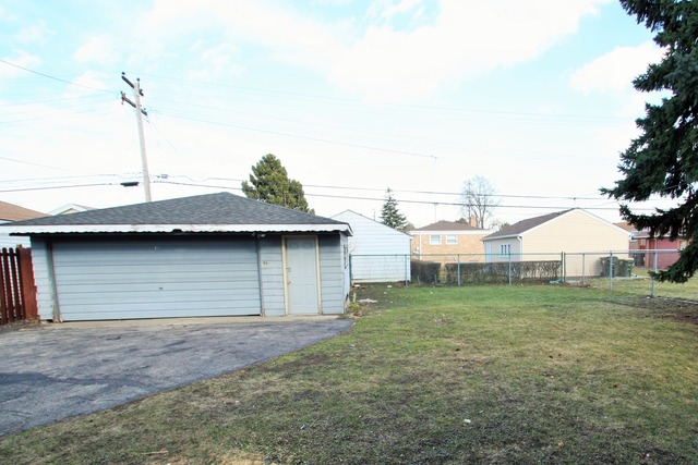 4247 Ruby St, Schiller Park, IL 60176 photo 24