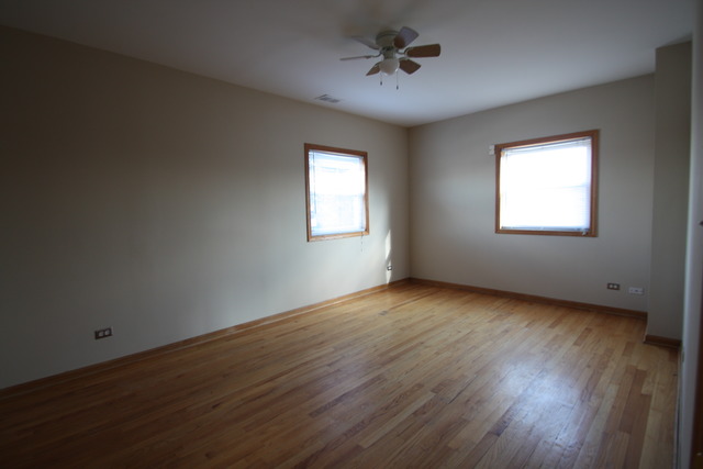 4247 Ruby St, Schiller Park, IL 60176 photo 15