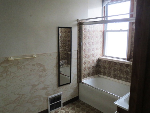 7314 W 61st St, Summit Argo, IL 60501 photo 6