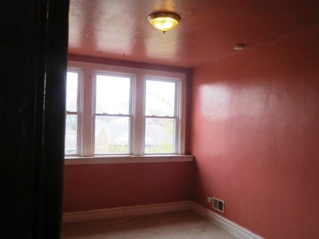 7314 W 61st St, Summit Argo, IL 60501 photo 2