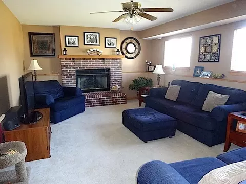 5617 Kimberly Dr, Plainfield, IL 60586 photo 15