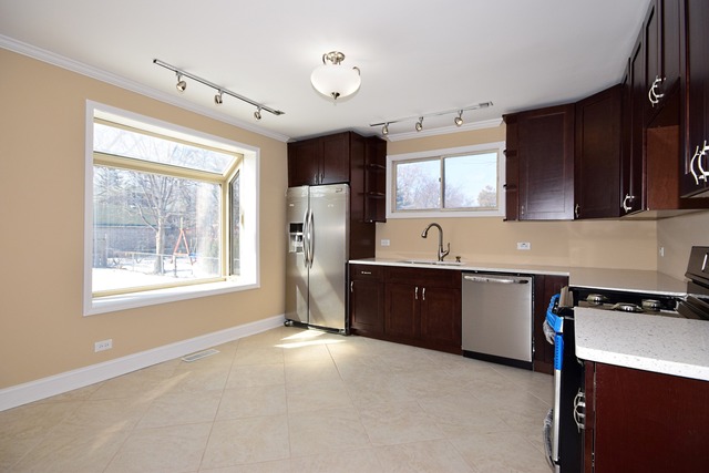 3640 Maple Ave, Brookfield, IL 60513 photo 9