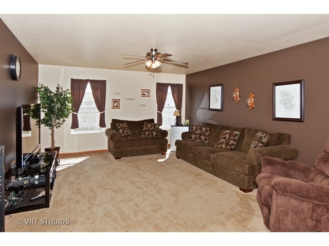 14400 Capital Dr, Plainfield, IL 60544 photo 8