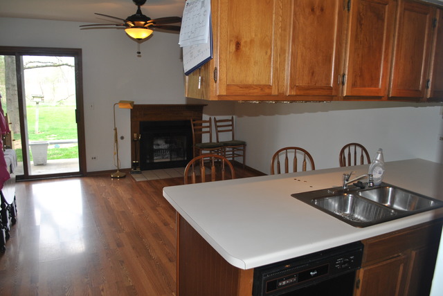 502 Nicole Dr #13-c, Bartlett, IL 60103 photo 3