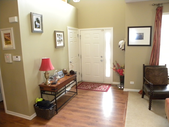 2425 Simon Dr, Montgomery, IL 60538 photo 3