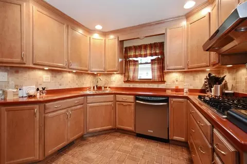 3541 147th St, Midlothian, IL 60445 photo 5