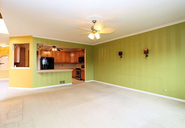2302 Stonegate Rd, Algonquin, IL 60102 photo 4