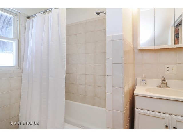770 E Golf Rd, Des Plaines, IL 60016 photo 13