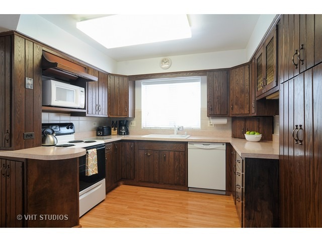 770 E Golf Rd, Des Plaines, IL 60016 photo 4