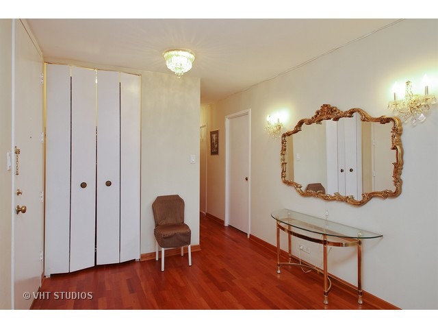 7061 N Kedzie Ave #1615, Chicago, IL 60645 photo 2